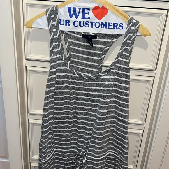 Women’s SZ M GAP gray and white striped sleeveless dress - Picture 2 of 7